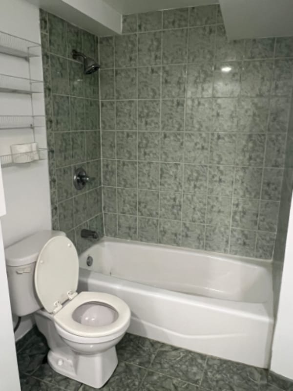 Building Photo - 1239 W Foster Ave