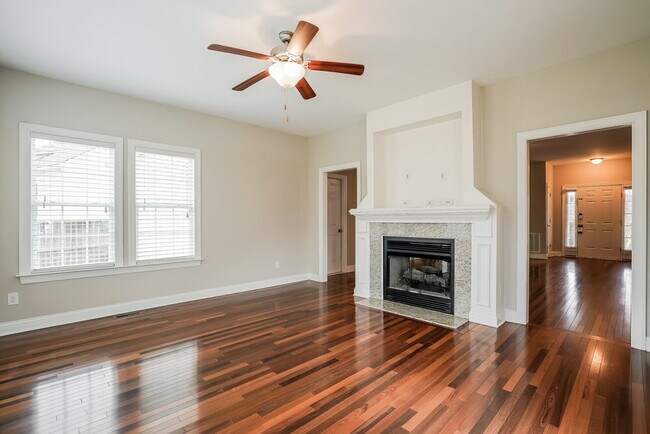 Building Photo - 20 Tia Circle