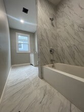 Building Photo - 45 Buell St