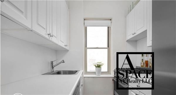 Building Photo - 115 West 86th Street