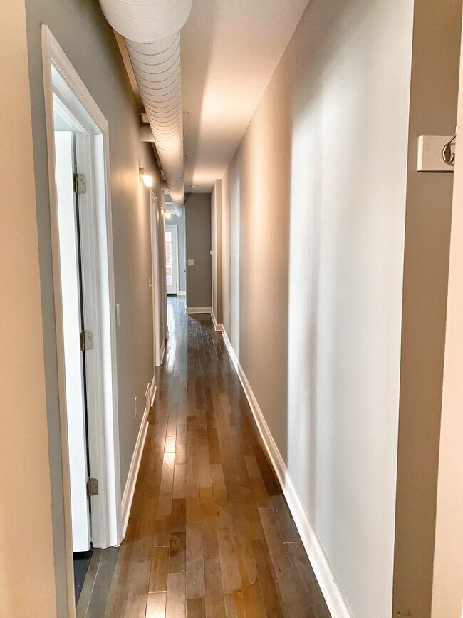 Hall - 1364 Bonnieview Ave