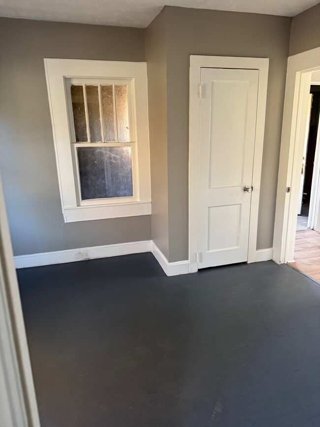 Foto del edificio - 2931 Gurnee Ave