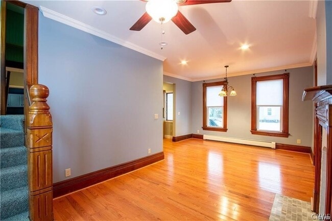 Building Photo - 718 Parham St