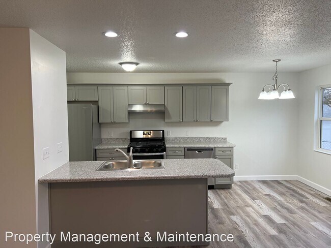 Building Photo - 3 br, 2 bath House - 1215 Chester St