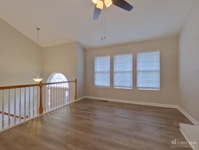 Foto del edificio - 6236 Pine Ln