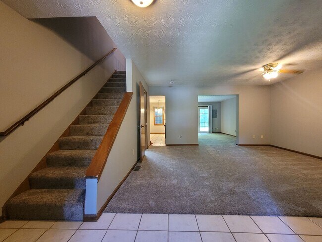 Foto del edificio - 3 Bedroom, 2.5 Bath Townhouse in Beavercreek!