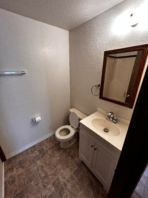 Building Photo - 1702 Mineral Wells Hwy