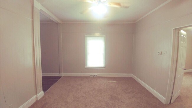 Foto del edificio - Cute Two Bedroom House in Cherryville for Rent!
