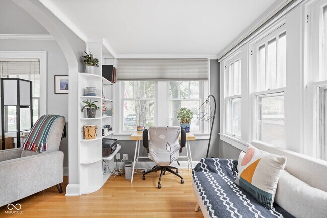 Foto del edificio - 5426 Broadway St