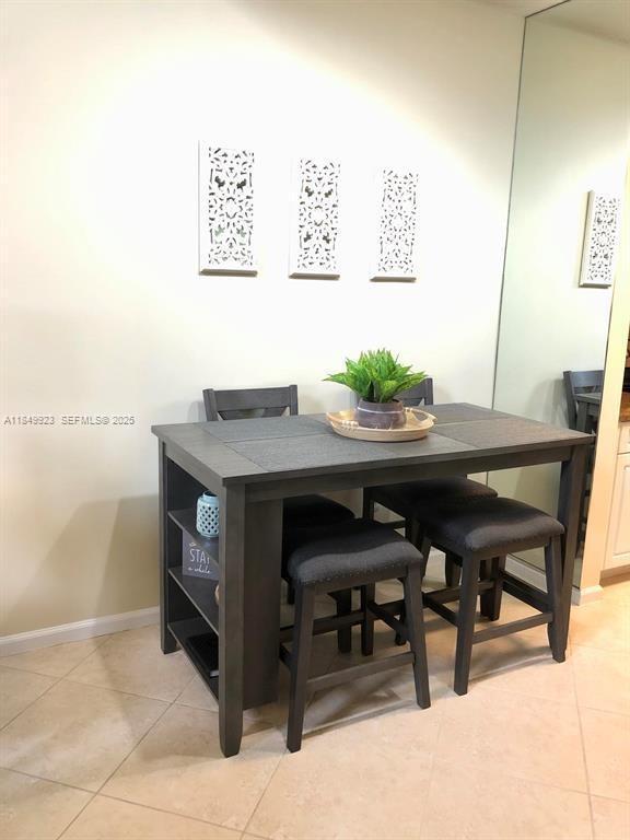 Foto del edificio - 4812 S Central Blvd