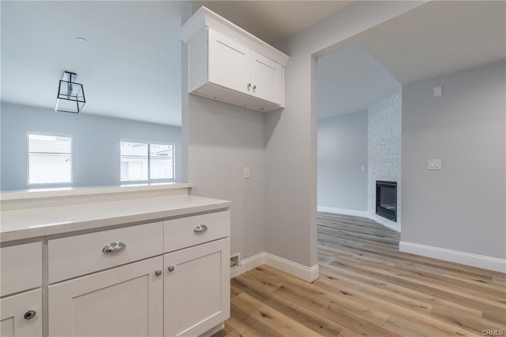 Foto principal - 2340 Montrose Ave