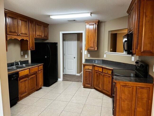 Foto del edificio - For Rent 3 Bedroom/2 Bath Home in Valdosta