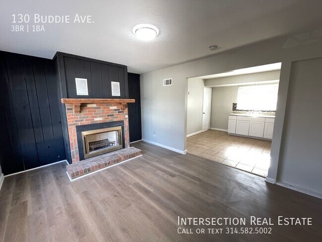 Foto del edificio - Adorable and Updated Hazelwood Home