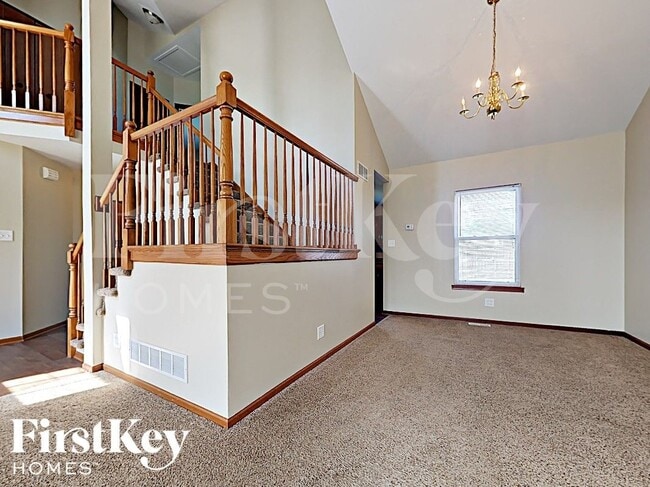 Building Photo - 1203 Quail Dr