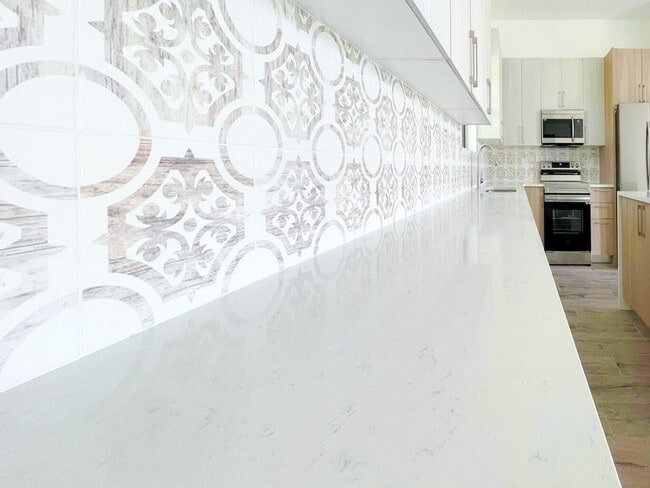 Foto del edificio - 15245 Brainbridge Cir