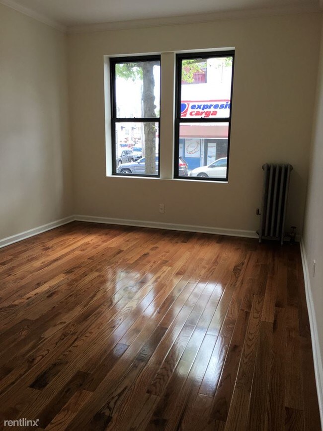 Building Photo - 2450 81st St