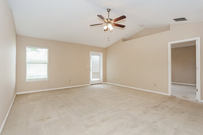 Building Photo - 2141 Ardencroft Dr