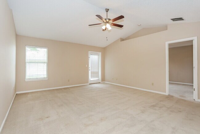 Foto del edificio - 2141 Ardencroft Dr