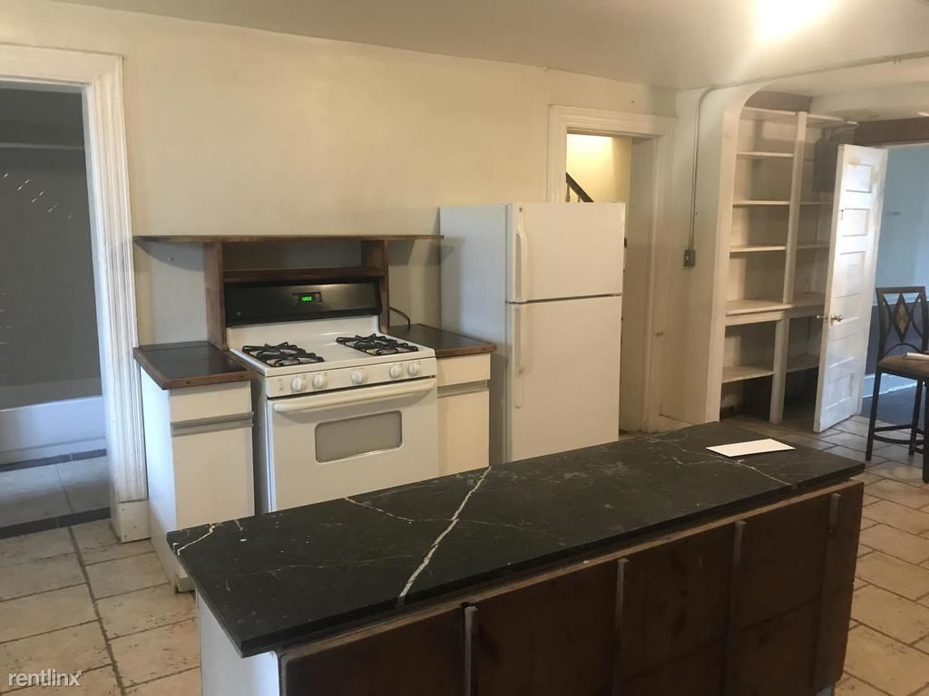 Primary Photo - 2 br, 2 bath Apartment - 1325 W Fayette St