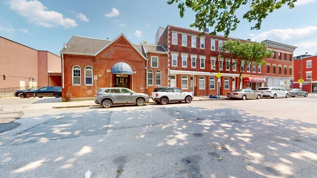 Foto del edificio - 710 Shawmut Ave