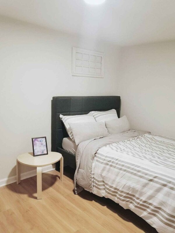 Foto principal - 2719 Arcola Ave
