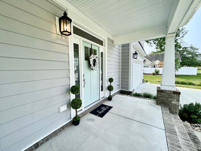 Foto del edificio - Custom-Built Home in Mill Dam Pointe! Marsh & Water Views! Minutes to Bay Beaches, Pet Friendly, ...