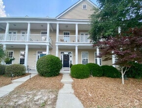Building Photo - 2120 Blakers Blvd