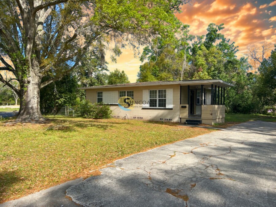 Foto principal - 5221 Cleveland Rd