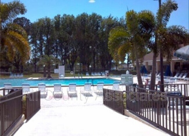 Foto del edificio - 3178 Mission Grove Dr