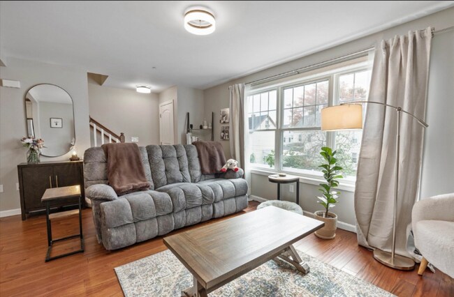 Foto del edificio - 38 Perham St