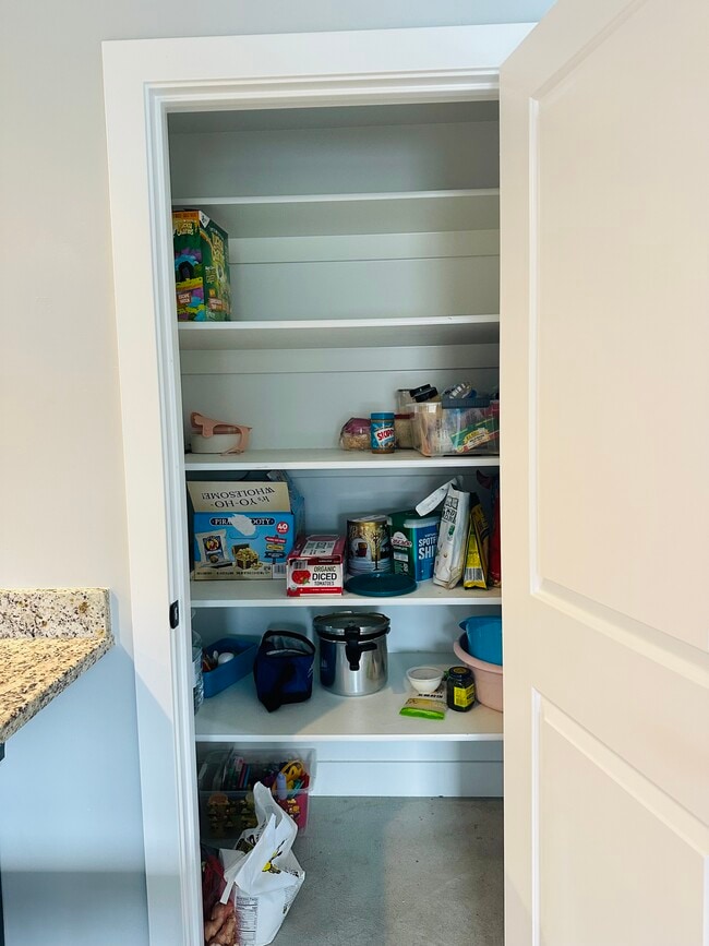 Foto del edificio - 583 N 400 E