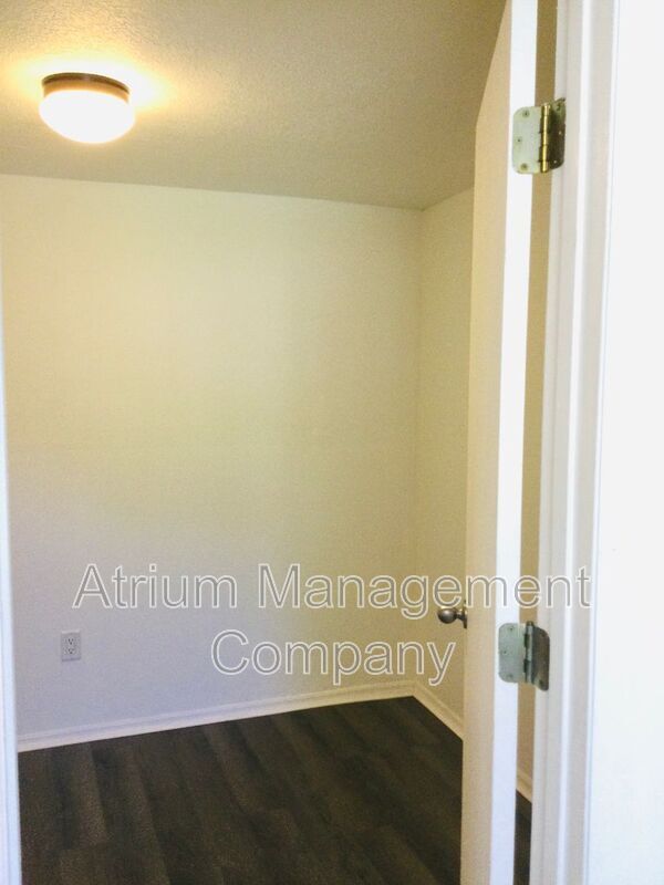 Foto del edificio - 2400 Grant St