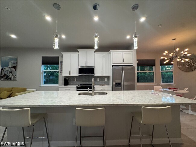 Building Photo - 4546 Arboretum Cir