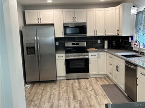 Building Photo - 217 Gillespie Ave Building Photo - 217 Gillespie Ave