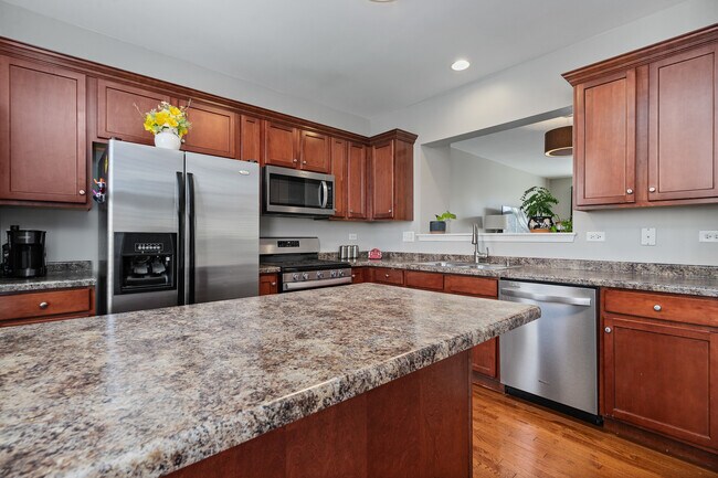 Foto del edificio - 3460 Bradbury Cir