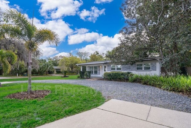 Photo - 1690 Dale Ave House