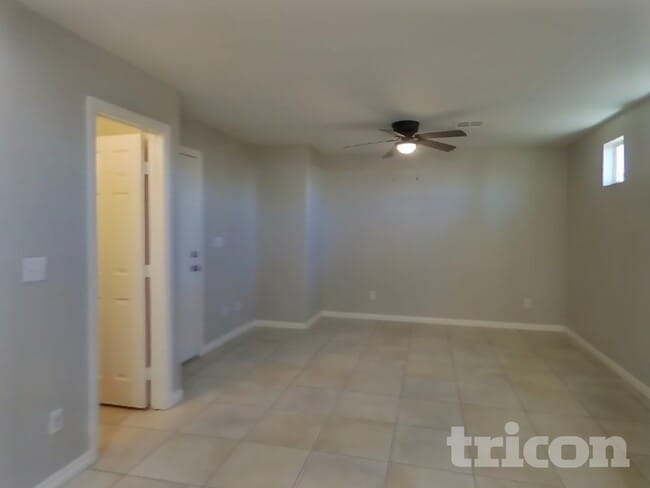 Foto del edificio - 5291 Shreve Ave