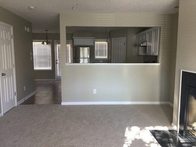 Building Photo - 808 Woodside Park Ln