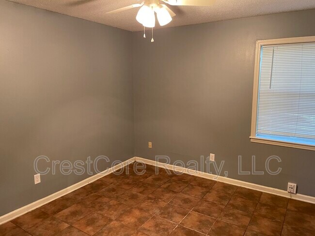 Building Photo - 2766 Normandy Cove