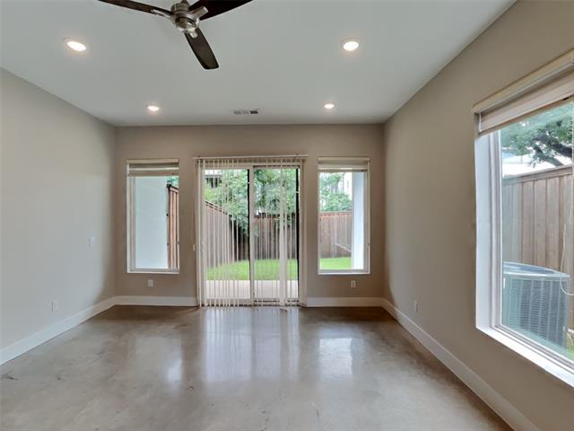 Building Photo - 2345 Vagas St