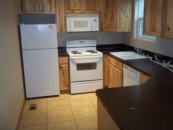 Foto del edificio - roy2012