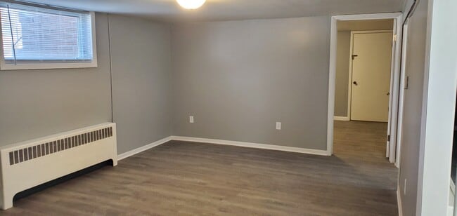 Living Room - 435 Westwood Rd