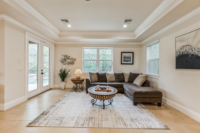 Building Photo - 2907 Coco Lakes Dr