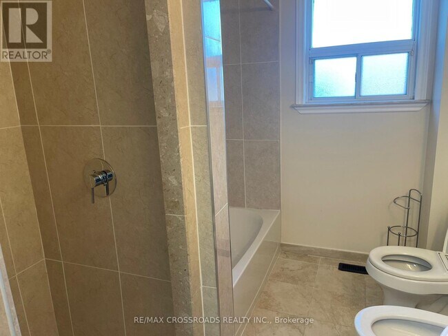 Photo du bâtiment - 51 Pleasant View Dr