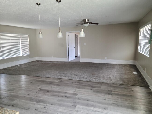 Building Photo - 11526 Equestrian Dr