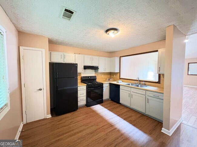Building Photo - 5371 Century Trce