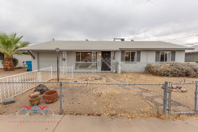 Building Photo - 2602 W Columbine Dr