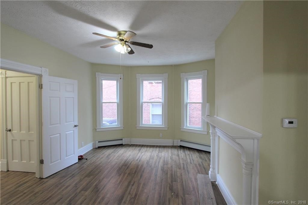 Primary Photo - 99 Hungerford St