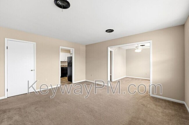 Foto del edificio - 3645 Westwood Dr