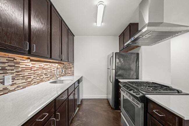 Foto del edificio - 3508 Southridge Dr